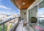Apartamento 3 dormitrios com vista mar