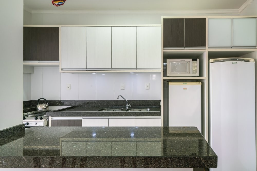 Apartamento 3 dormitrios com vista mar