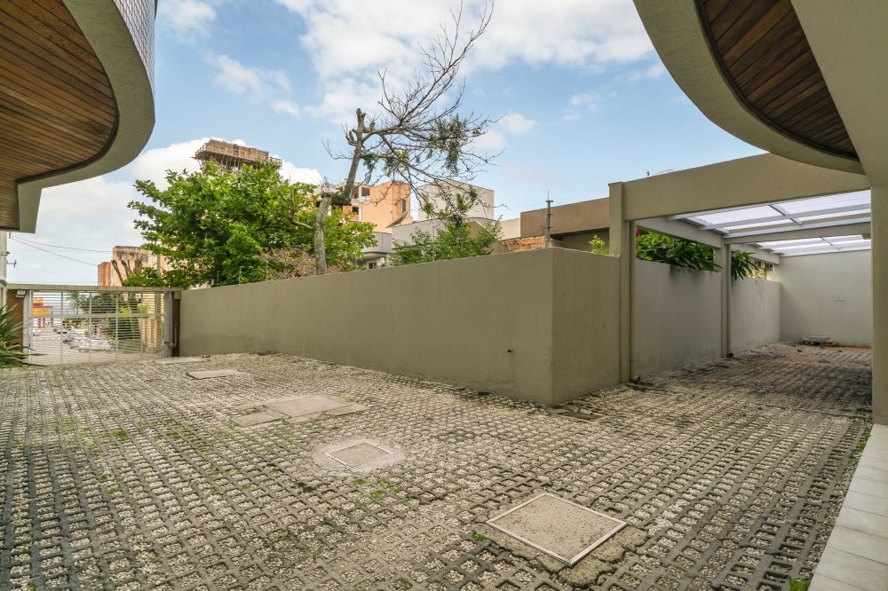 Apartamento 3 dormitrios com vista mar