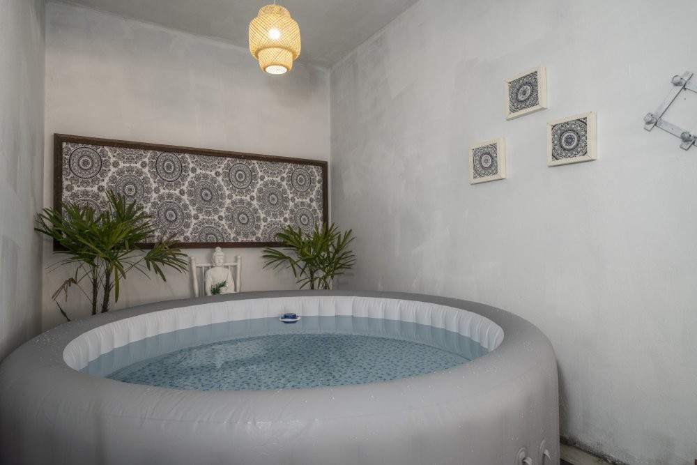 Casa 4 Quartos no centro de Bombas