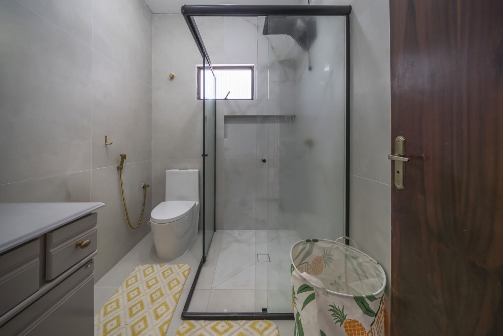 Casa 4 Quartos no centro de Bombas