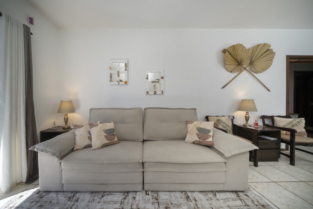 Casa 4 Quartos no centro de Bombas