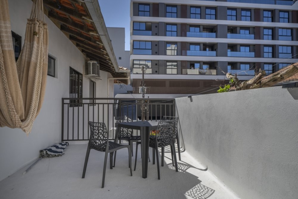 Casa 4 Quartos no centro de Bombas