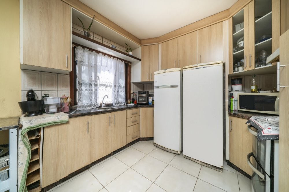 Casa 4 Quartos com Piscina - Jos Amandio