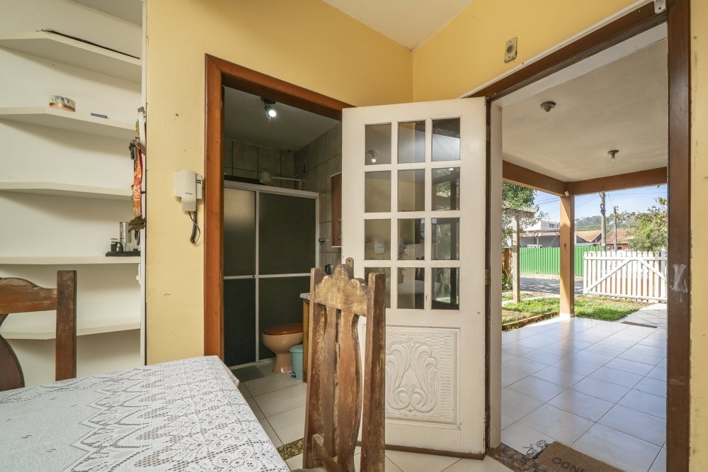 Casa 4 Quartos com Piscina - Jos Amandio