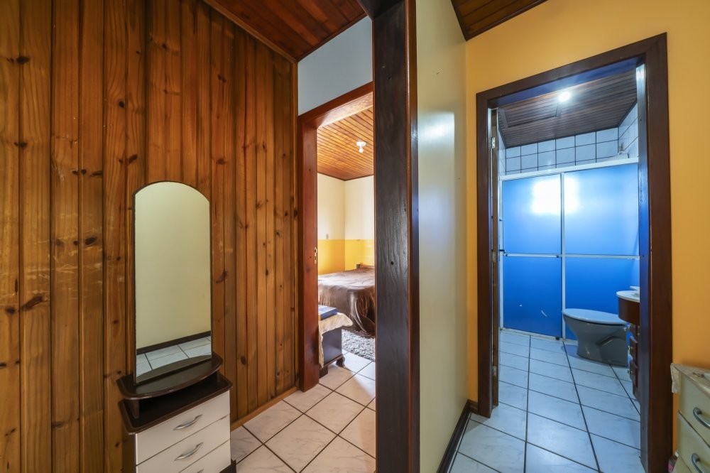 Casa 4 Quartos com Piscina - Jos Amandio