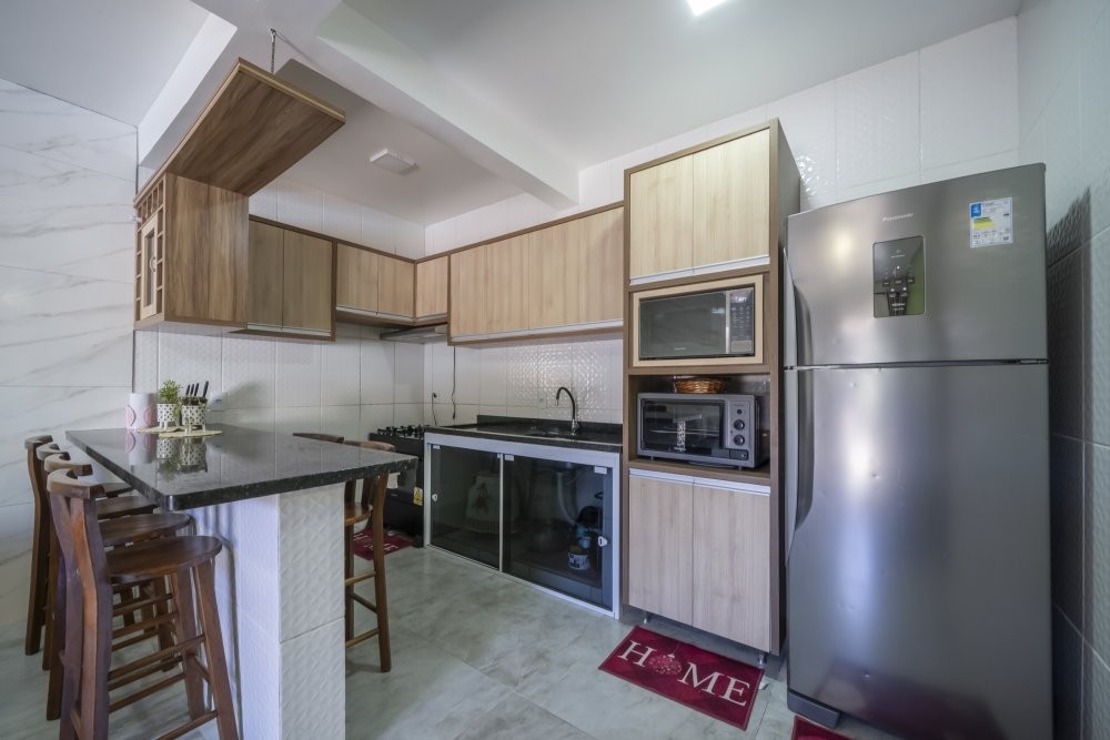 Casa com Piscina para 11 pessoas no Canto Grande