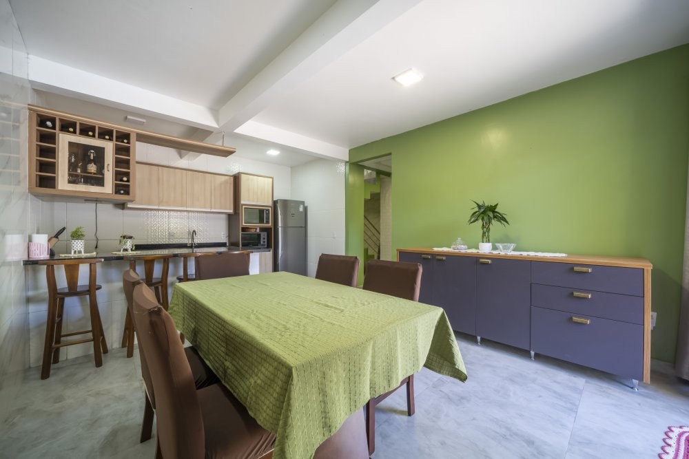 Casa com Piscina para 11 pessoas no Canto Grande