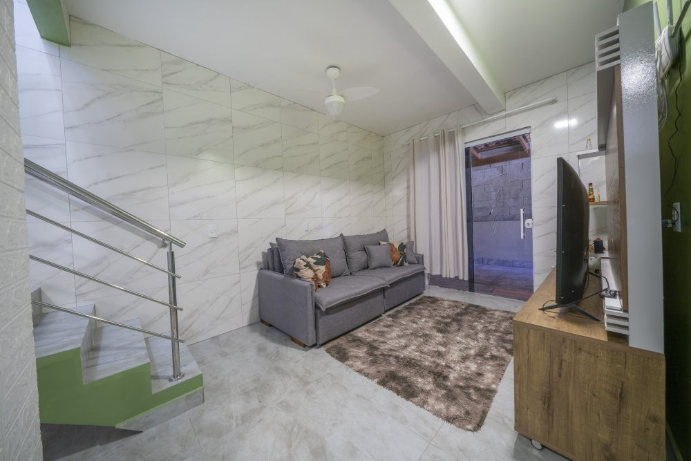 Casa com Piscina para 11 pessoas no Canto Grande