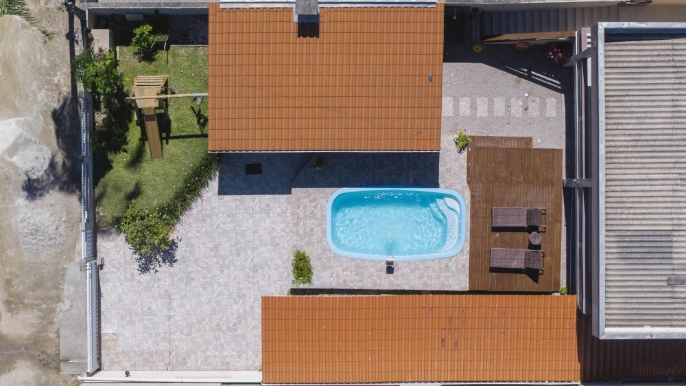 Casa com Piscina para 11 pessoas no Canto Grande